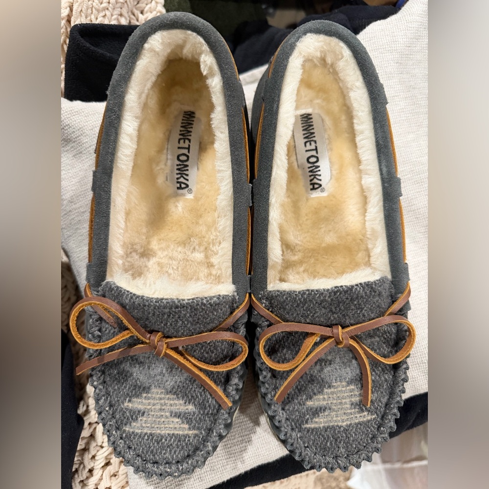 Minnetonka Gray and Brown Women's Moccasins